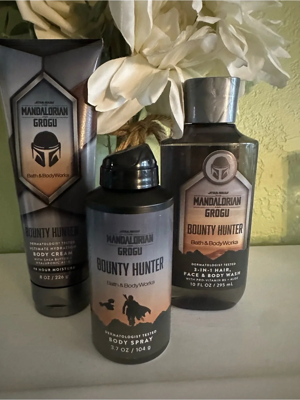 Bath & Body Works Mandalorian Grogu Bounty Hunter Set - Black, Gray, Silver
